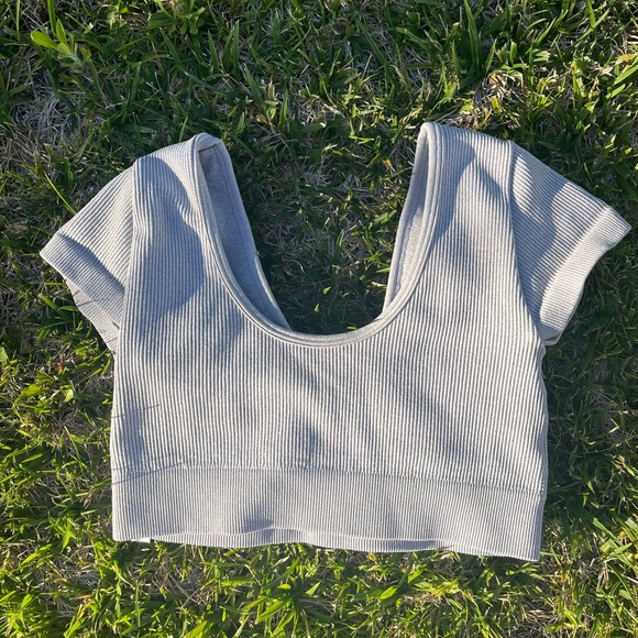 Aerie Woman’s Crop Top - Picture 3 of 4
